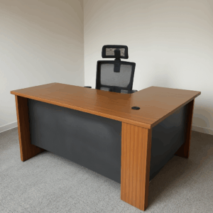 1.6M L-Shaped Working Desk